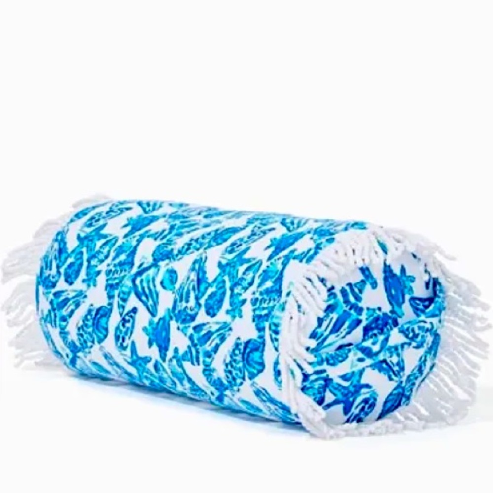 BNWT Lilly Pulitzer Lumbar Pillow